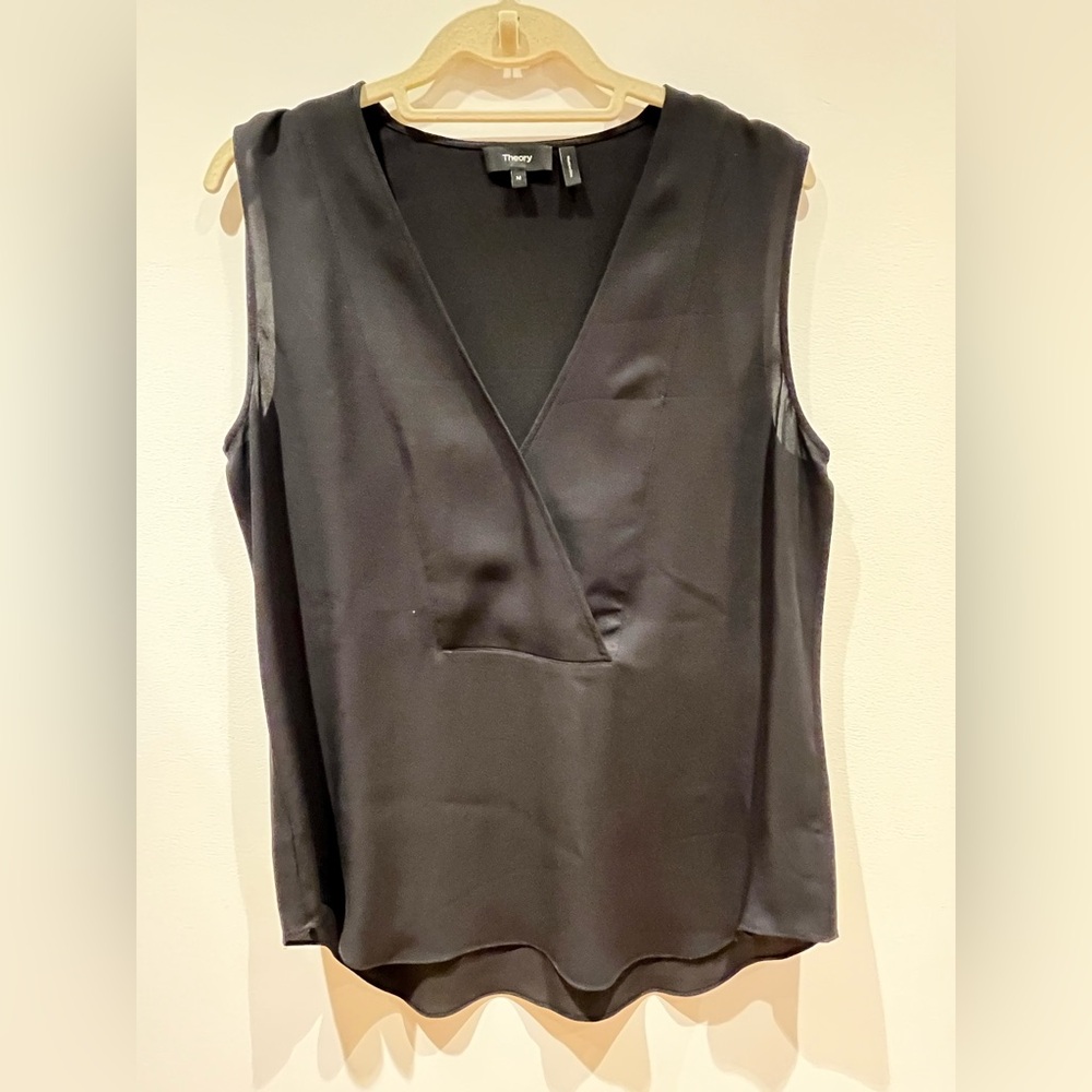 Theory Women's Silk V-Neck Sleeveless Blouse - Black